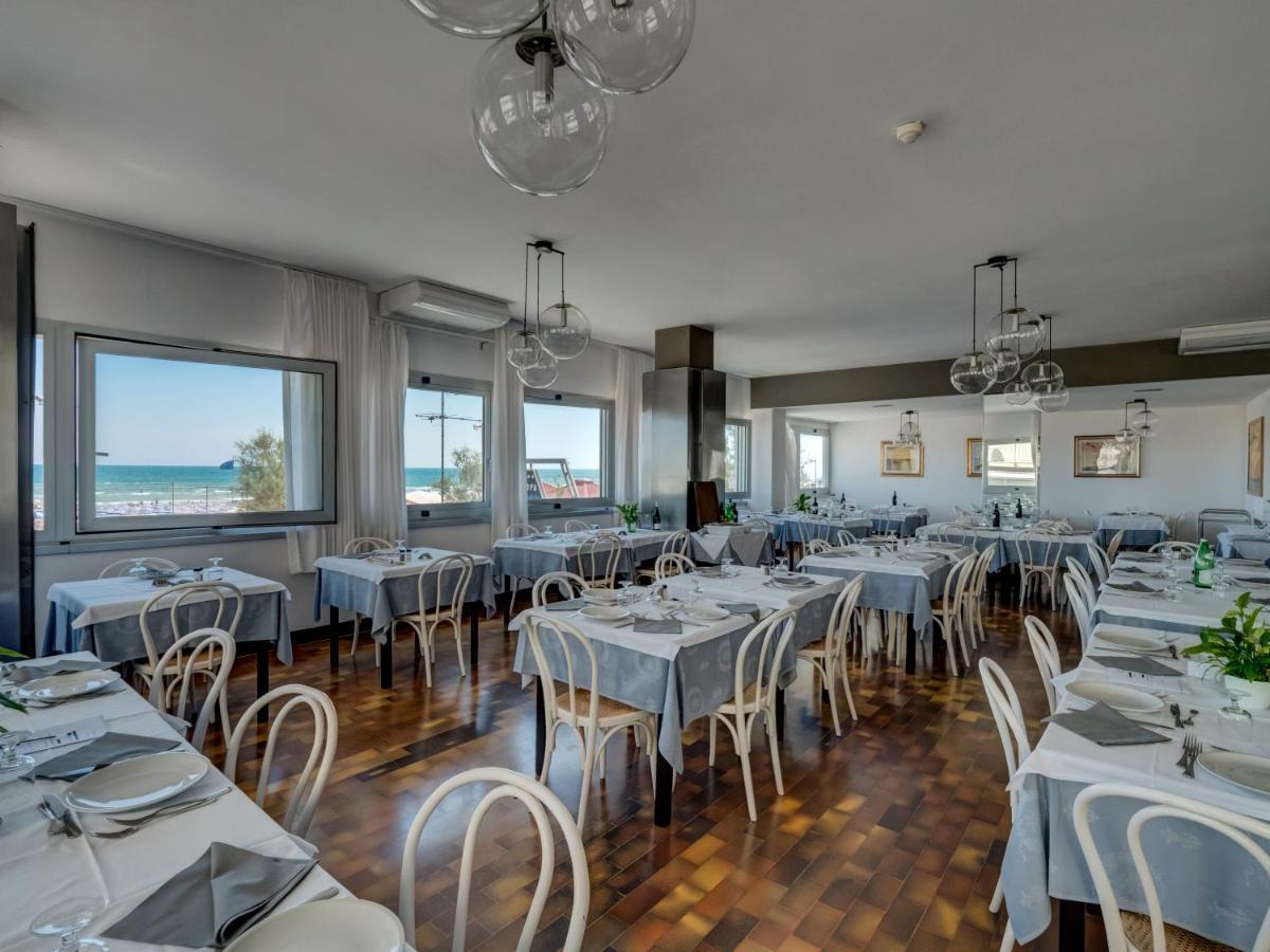 Hotel Europa 세니갈리아 외부 사진